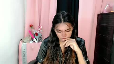 Snapshot of im_yourfairyannaxx chatting on 09-15-25, 05:46 im_yourfairyannaxx online show from 09-15-25, 05:46