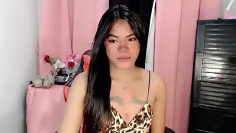 Snapshot of im_yourfairyannaxx chatting on 10-05-25, 06:01 im_yourfairyannaxx online show from 10-05-25, 06:01