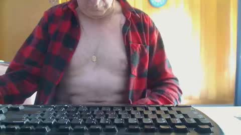 Aussie Guy online show from 04-20-26, 02:58