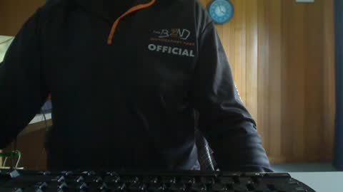 Aussie Guy online show from 06-16-26, 04:59
