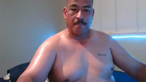 Snapshot of imbackmandosuknw chatting on 09-15-25, 05:18 imbackmandosuknw online show from 09-15-25, 05:18