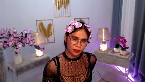 Ashley online show from 12-21-24, 03:25