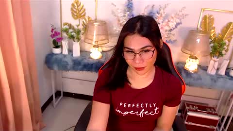 Ashley online show from 02-20-25, 10:48