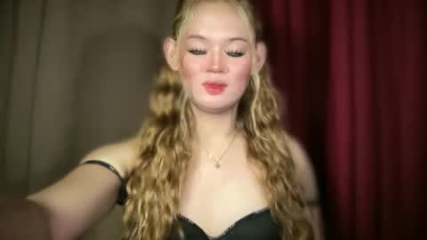 Snapshot of imjustasluttyintownxxx chatting on 02-08-26, 10:35 Mika online show from 02-08-26, 10:35