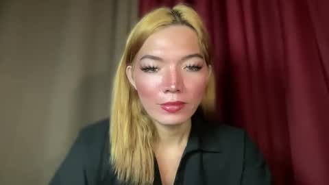 Snapshot of imjustasluttyintownxxx chatting on 02-12-26, 04:51 Mika online show from 02-12-26, 04:51