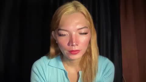 Snapshot of imjustasluttyintownxxx chatting on 02-22-26, 03:40 Mika online show from 02-22-26, 03:40