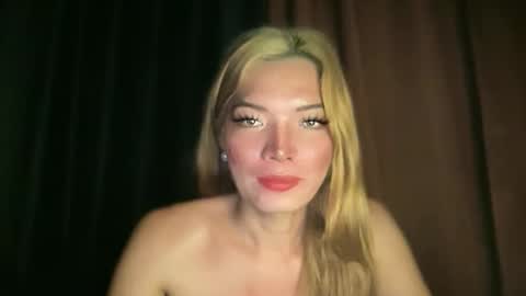 Mika online show from 03-13-26, 05:19