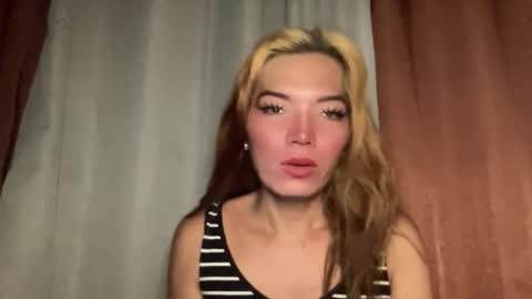 Mika online show from 03-17-26, 07:12