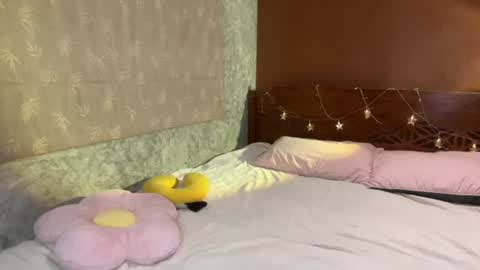 Snapshot of immahawaii chatting on 06-19-26, 06:29 Imma online show from 06-19-26, 06:29