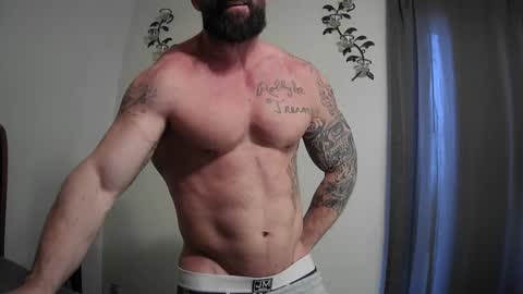 Snapshot of imnewherelollol chatting on 02-12-25, 03:27 Majordadbod101 online show from 02-12-25, 03:27