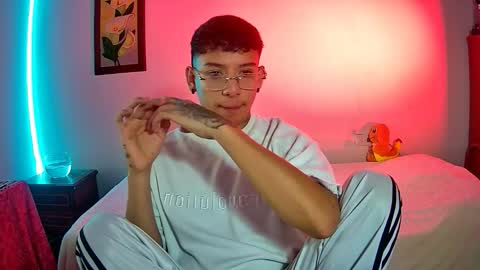 Snapshot of imperium_52511 chatting on 12-14-25, 01:11 imperium_52511 online show from 12-14-25, 01:11