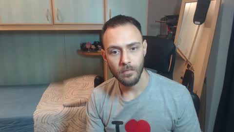 Simo online show from 11-12-25, 04:18