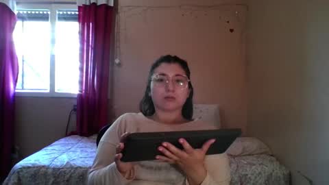 Florencia online show from 04-11-26, 06:56