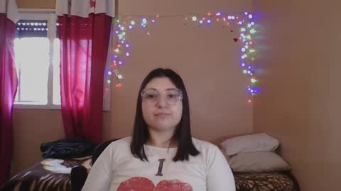 Snapshot of imsohornydacom chatting on 06-05-26, 05:40 Florencia online show from 06-05-26, 05:40