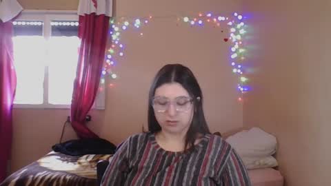 Florencia online show from 06-24-26, 03:11