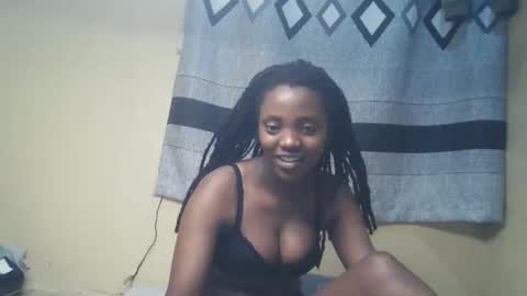 Snapshot of imyour_girl chatting on 10-26-25, 11:42 Im sonny online show from 10-26-25, 11:42