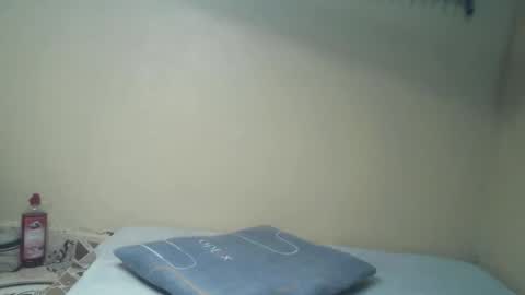 Snapshot of imyour_girl chatting on 11-11-25, 12:10 Im sonny online show from 11-11-25, 12:10