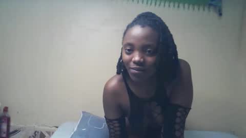 Snapshot of imyour_girl chatting on 11-13-25, 06:56 Im sonny online show from 11-13-25, 06:56