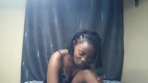 Snapshot of imyour_girl chatting on 11-16-25, 07:30 Im sonny online show from 11-16-25, 07:30