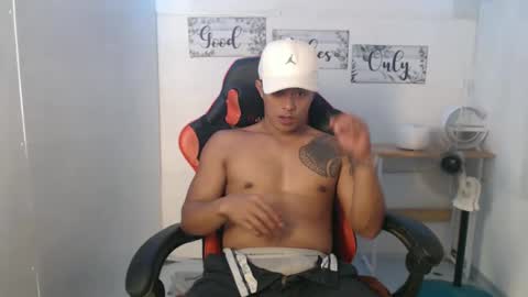 imyourguy_redem online show from 01-14-25, 05:40