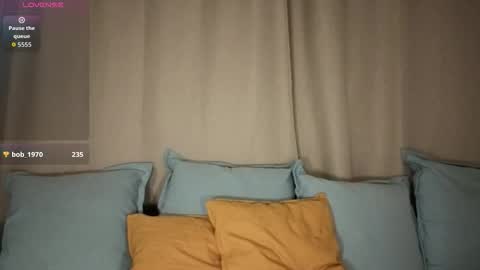 Snapshot of inakush chatting on 11-15-25, 12:30 Ina Kush online show from 11-15-25, 12:30