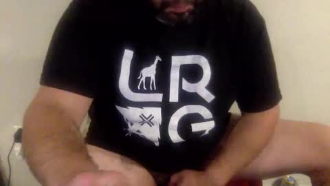 Snapshot of incog133 chatting on 10-26-25, 01:17 Dave online show from 10-26-25, 01:17
