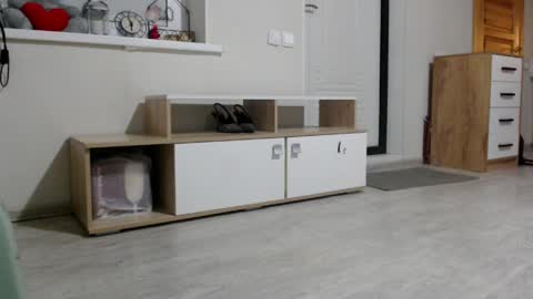 Snapshot of increible_della chatting on 04-29-26, 05:30 Della online show from 04-29-26, 05:30