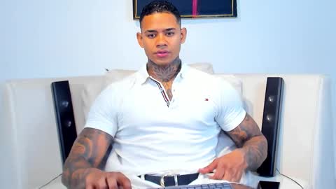 Jacobo online show from 11-02-25, 01:08