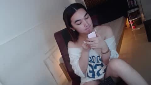 indestructabletrixie online show from 03-04-26, 11:00