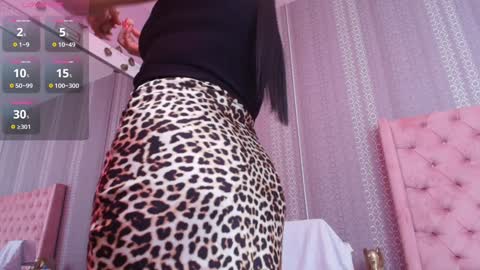 Snapshot of indi_catalina chatting on 01-13-25, 01:17 Indi Catalina online show from 01-13-25, 01:17
