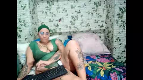 Snapshot of indian_candyxx chatting on 04-29-26, 05:17 Candy cat online show from 04-29-26, 05:17