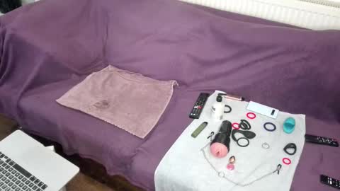 indian_exhibitionist online show from 12-20-25, 11:56