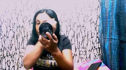 Snapshot of indian_spice_girl chatting on 11-17-25, 07:03 indian_spice_girl online show from 11-17-25, 07:03