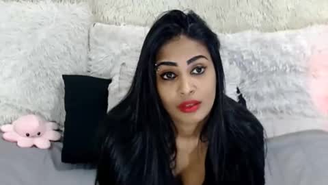 Jazmin online show from 05-15-26, 11:12