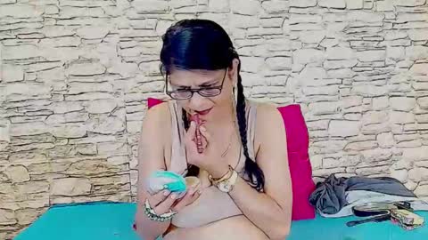 Femiez online show from 04-30-26, 07:04