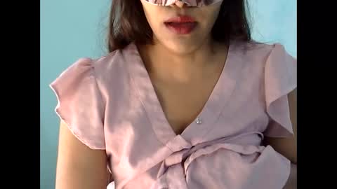 Snapshot of indiananu23 chatting on 11-11-25, 08:25 indiananu23 online show from 11-11-25, 08:25