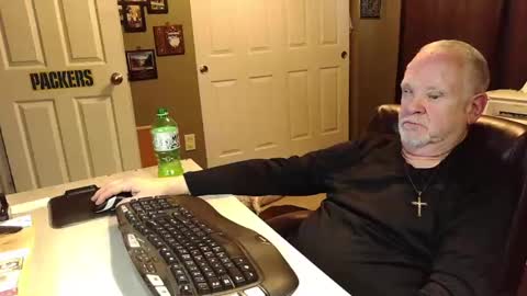 Papa online show from 11-11-25, 08:20