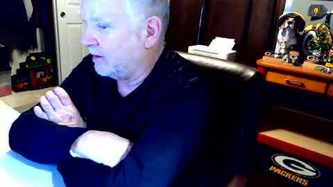 Papa online show from 11-25-25, 08:20