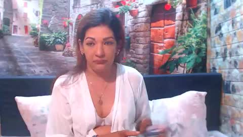 Snapshot of indianaqua23 chatting on 01-13-25, 05:01 Alisha online show from 01-13-25, 05:01