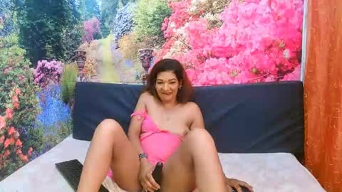 Snapshot of indianaqua23 chatting on 01-31-25, 07:07 Alisha online show from 01-31-25, 07:07