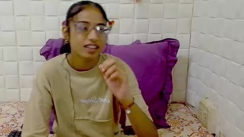 Snapshot of indianbootylicious1 chatting on 03-18-26, 06:05 nala online show from 03-18-26, 06:05