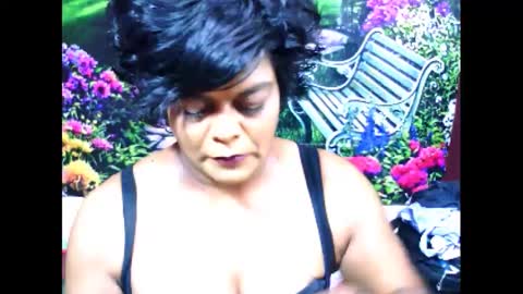 Snapshot of indiancherrypie chatting on 03-11-25, 09:56 indiancherrypie online show from 03-11-25, 09:56