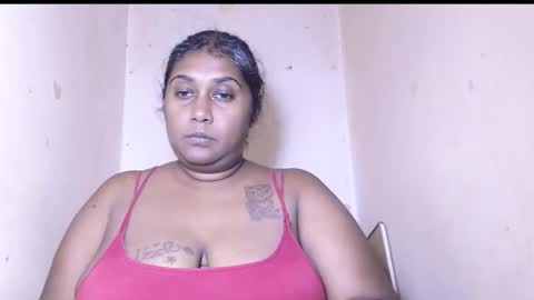 Snapshot of indiancoco chatting on 02-16-26, 06:26 candice online show from 02-16-26, 06:26