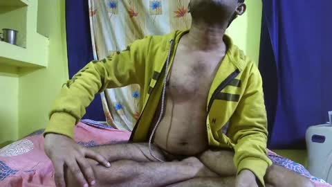 Snapshot of indiancumking chatting on 01-09-25, 12:41 inindiancumking online show from 01-09-25, 12:41