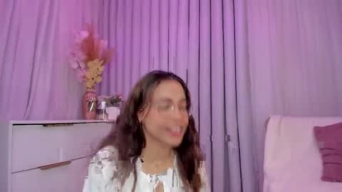Snapshot of indiancutie_ chatting on 04-12-26, 02:22 MIA online show from 04-12-26, 02:22