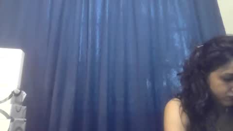 indiancutiexo online show from 10-23-25, 04:06