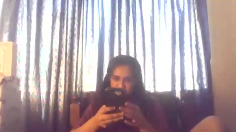 indiancutiexo online show from 11-13-25, 08:24