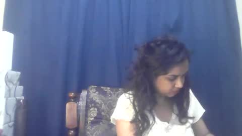 indiancutiexo online show from 12-14-25, 08:57