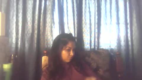 indiancutiexo online show from 12-16-25, 09:47