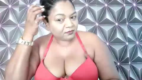 Snapshot of indiandelia chatting on 02-20-26, 04:31 indiandelia online show from 02-20-26, 04:31